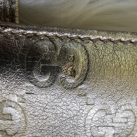 Gucci Metallic Gold Guccissima Leather Indy Continental Wallet - Picture 12 of 17